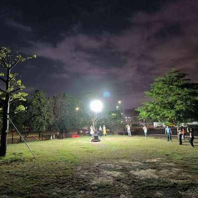 কারখানার পাইকারি 36W আউটডোর LED ফ্লাড লাইট, বহিরঙ্গন ক্যাম্পিংয়ের জন্য প্রসারিতযোগ্য বাহু সহ নিয়মিত স্পটলাইট